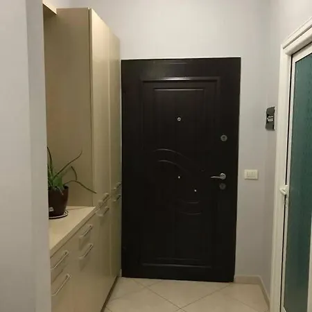 Apt 2 Bed + 2 Bath & 1 Balcony Apartmán